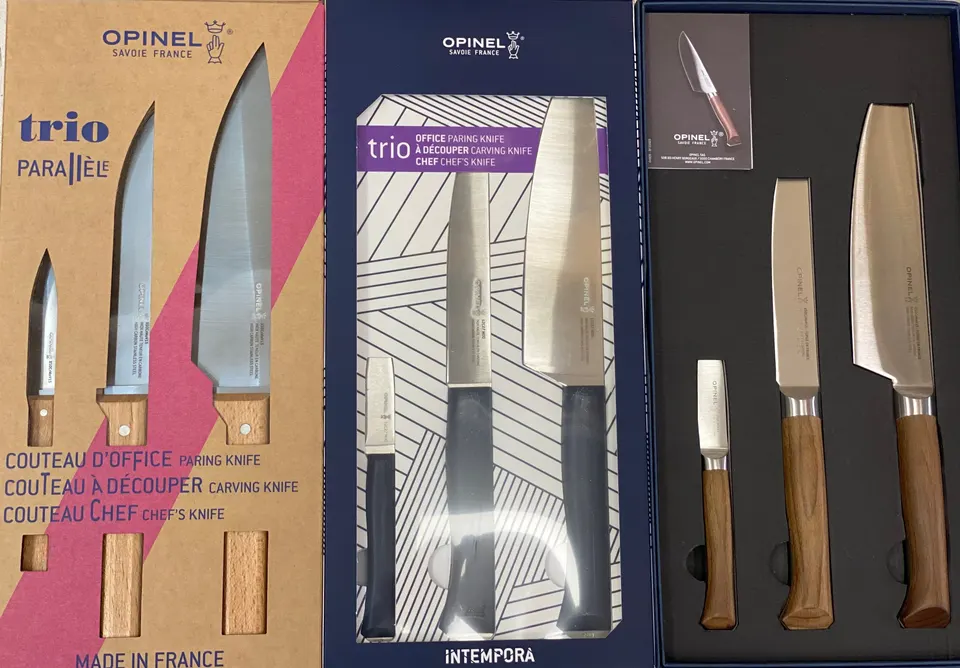 Coffrets de couteaux de cuisine Opinel présentés en boutique